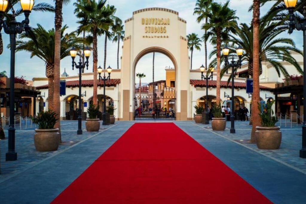 #Universal Apartment Los Angeles Exterior photo