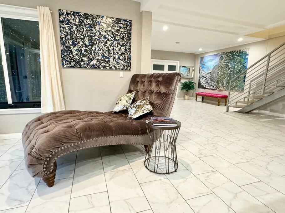 #Universal Apartment Los Angeles Exterior photo